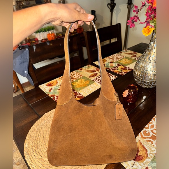 Coach Brown Suede Shoulder Bag warm brown - Picture 2 of 4